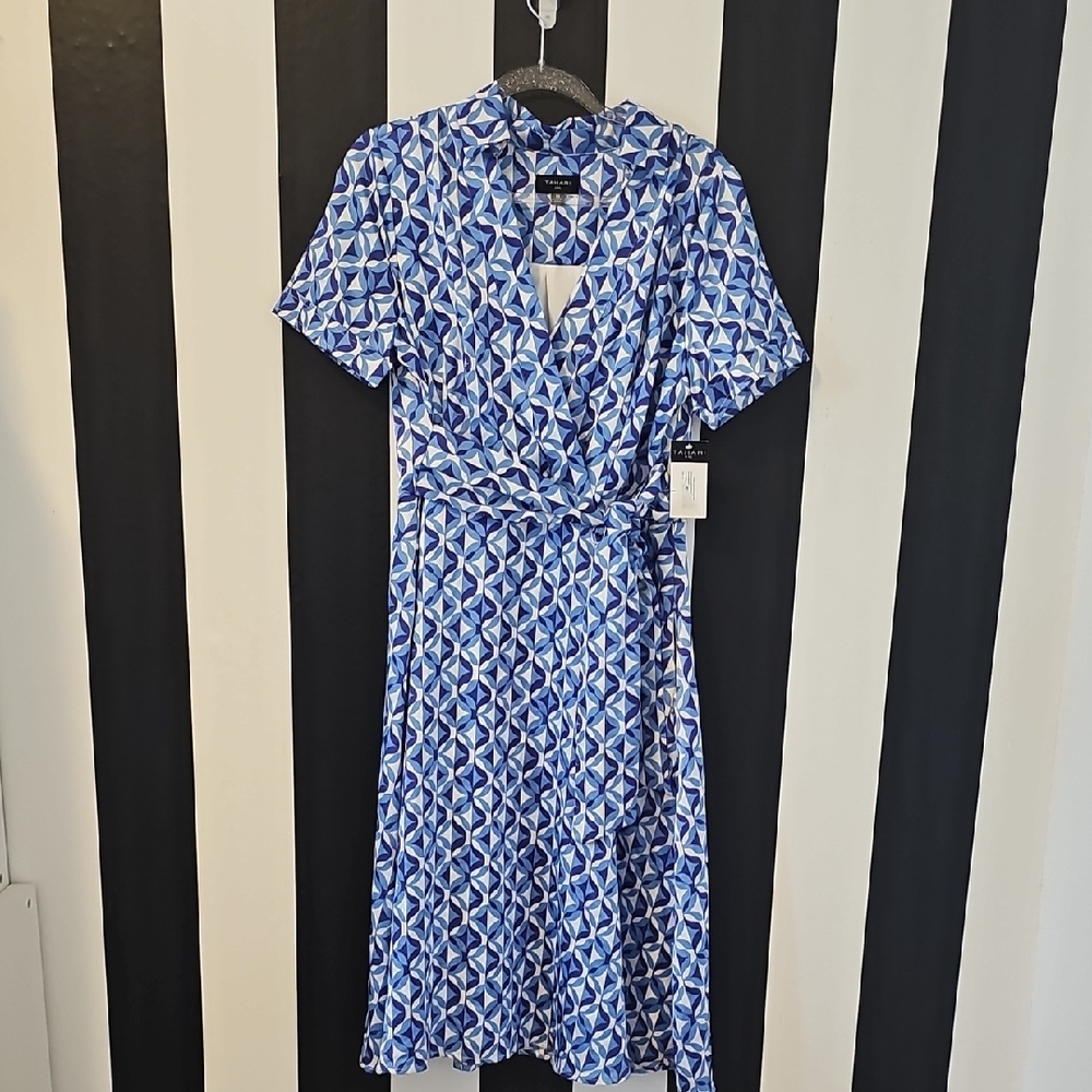 Tahari ASL Geometric Blue and White Midi Dress